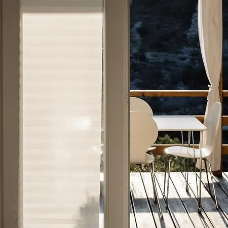 Nature House With A Wooden Porch - Pasika, House Luca Pucisca Exterior photo