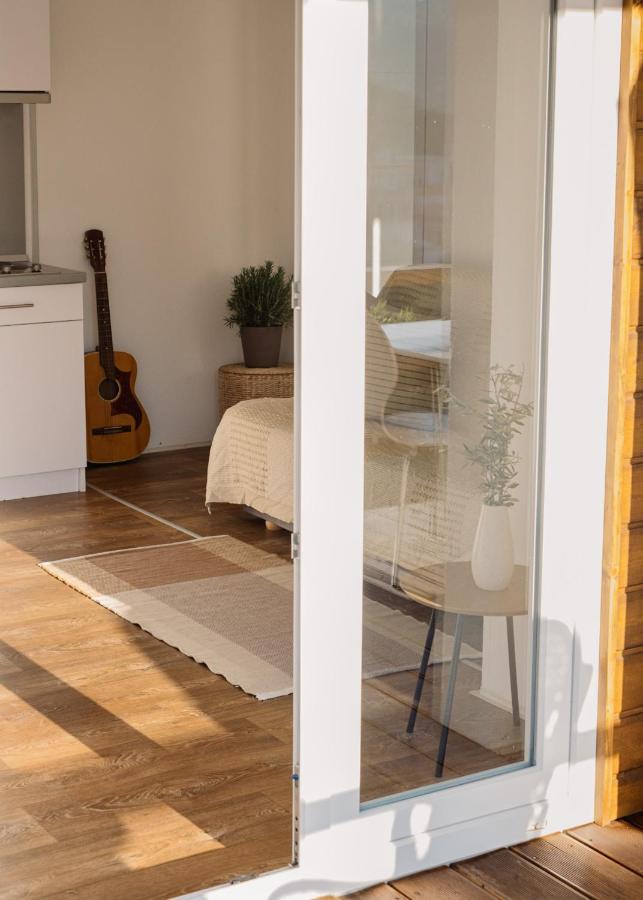 Nature House With A Wooden Porch - Pasika, House Luca Pucisca